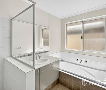 51 Leisure Way, Halls Head, WA 6210 - Photo 1