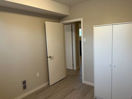 For Lease - 711 Algoma Avenue Unit# Lower unit, London North, Ontario - Photo 3