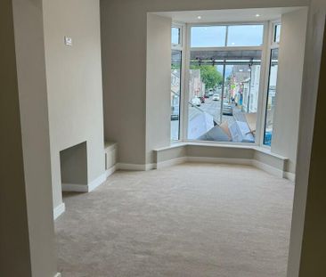 King Edwards Road, Brynmill, Swansea - Photo 2