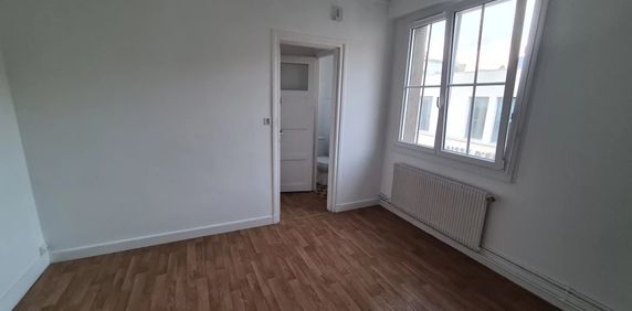 Location Appartement 1 pièce 23m² BOULOGNE SUR MER 62200 - Photo 2