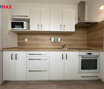 Pronájem bytu 2+1 v osobním vlastnictví 45 m², Žatec - Photo 1