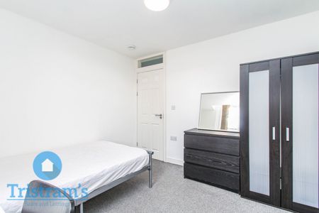 2 bed Apartment for Rent - Photo 5