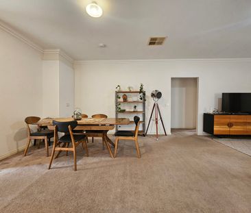 Spacious, low-maintenance living - Photo 4