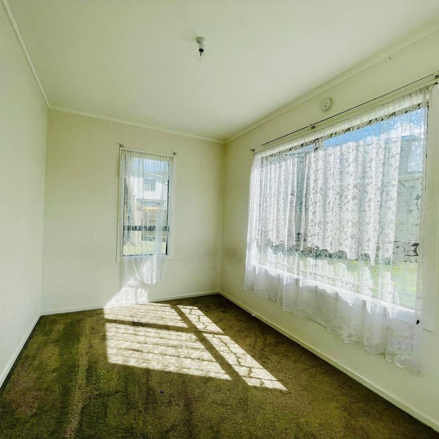 47, Flat Bush Road, Clover Park - Photo 1