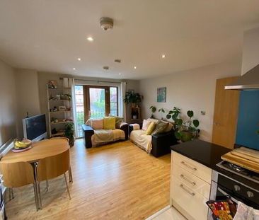 22 Upper Lisburn Road, Belfast, BT10 0AA - Photo 2