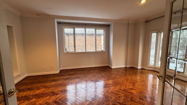 For Lease - 2501 Mississauga Road Unit# Upper, Mississauga, Ontario - Photo 1