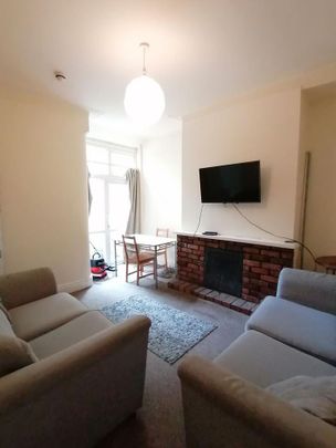 5 bedroom house to rent - Photo 1