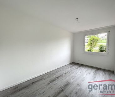 Renovierte 4.5 Zimmerwohnung in Schmitten - Photo 2