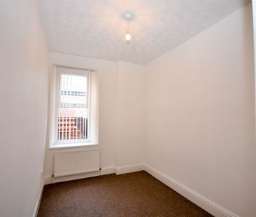 2 bed flat to rent in Salisbury Street, Pelaw, NE10 - Photo 3