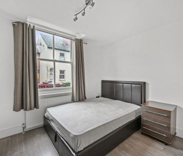 1 bedroom house of multiple occupation to rent - Photo 2