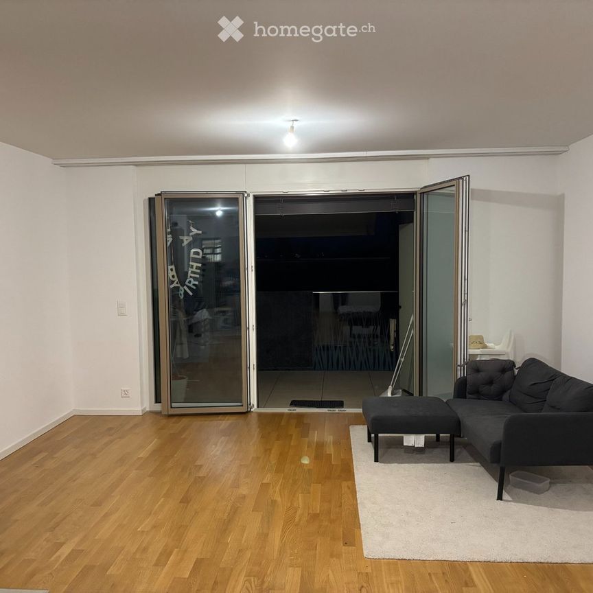 URGENT grand studio de 38 m² à Chavannes-près-Renens - Photo 1