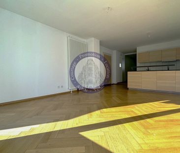 LUMINEUX AVEC GRAND BALCON-TERRASSE - Photo 1