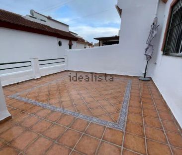 Alquiler de chalet adosado en Urb la esmeralda s/n - Photo 1