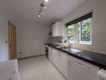 1 bedroom flat to rent - Photo 5