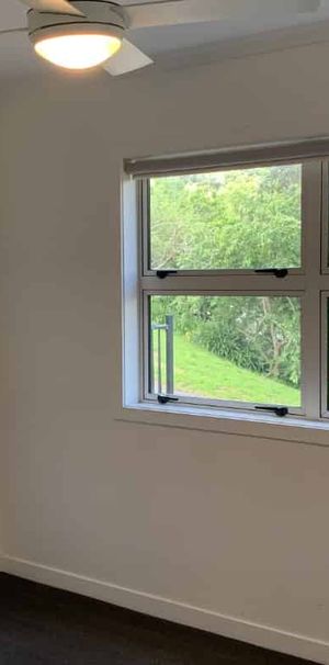 One Bedroom Apartment including whiteware - Photo 1