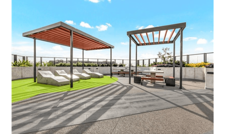 Modern & Stylish Two Bedroom Apartment Located Near All Amenities! - Photo 5