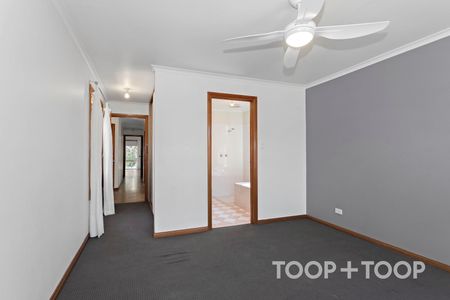 Charming Modern Home Overlooking Linear Park - Photo 2