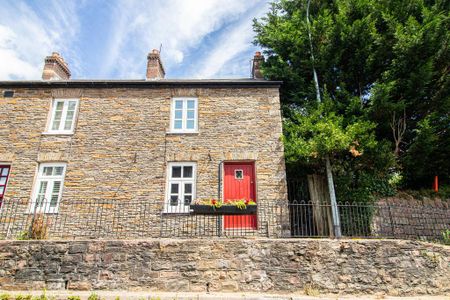 2 bedroom cottage to rent - Photo 2