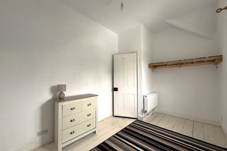 12 Main Road, Brocklesby - Photo 2