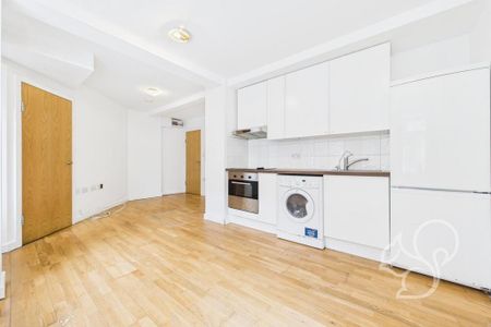 Studio to rent - Photo 3