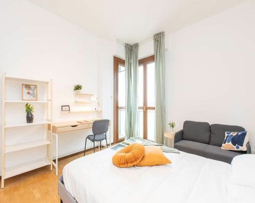 Viale Sondrio, Milan, Lombardy 20124 - Photo 1