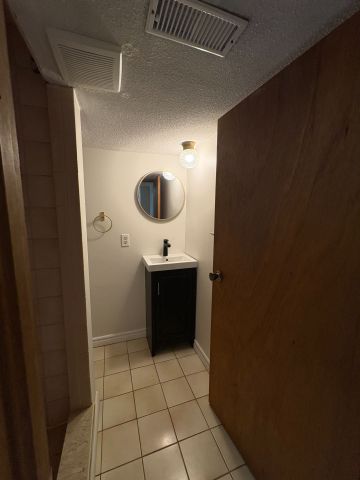 For Lease - 32 Plewes Road Unit# BASEMENT, Toronto, Ontario - Photo 5