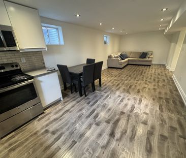 For Lease - 71 Golf Links Drive, Aurora, Ontario - Photo 4