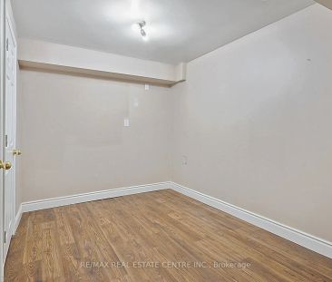 89 Forsythia Road #Lower - Photo 1