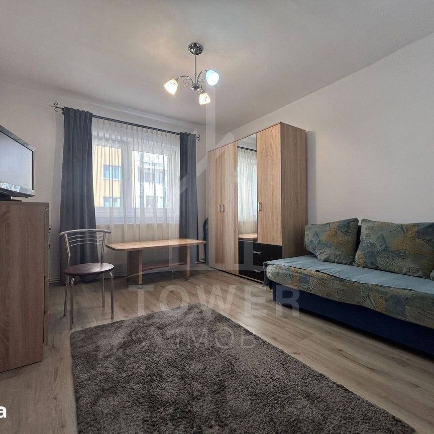 Apartament de închiriat - Zona Vasile Aaron - Photo 1