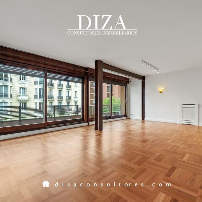 4 bedroom luxury Flat for rent in Madrid, Autonomous Region of Madrid - Photo 1