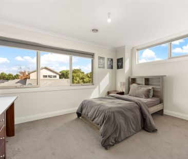 Modern Townhouse Living in a Prime Gisborne Location - Photo 6
