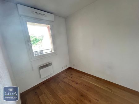 Location Appartement 2 pièces 52m² LOUVROIL 59720 - Photo 2