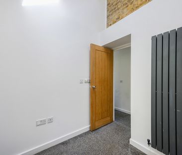 2 bedroom barn conversion to rent Cormongers Lane, Nutfield, Redhil... - Photo 1