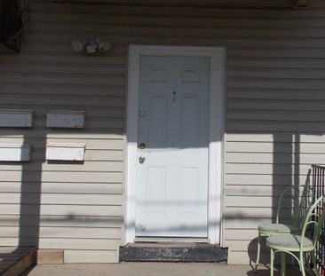 For Lease - 171 Queenston Street, St. Catharines, Ontario - Photo 4