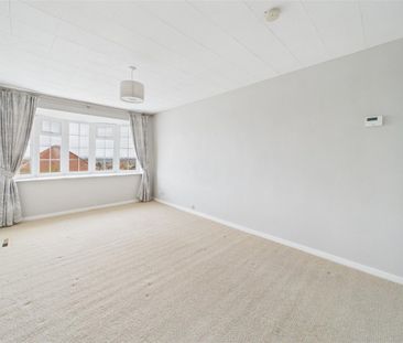 2 bedroom Maisonette to rent - Photo 1