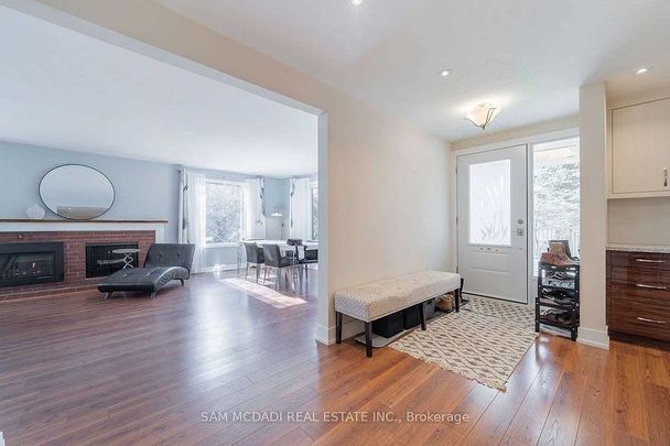 For Lease - 1730 Sunningdale Bend, Mississauga, Ontario - Photo 1