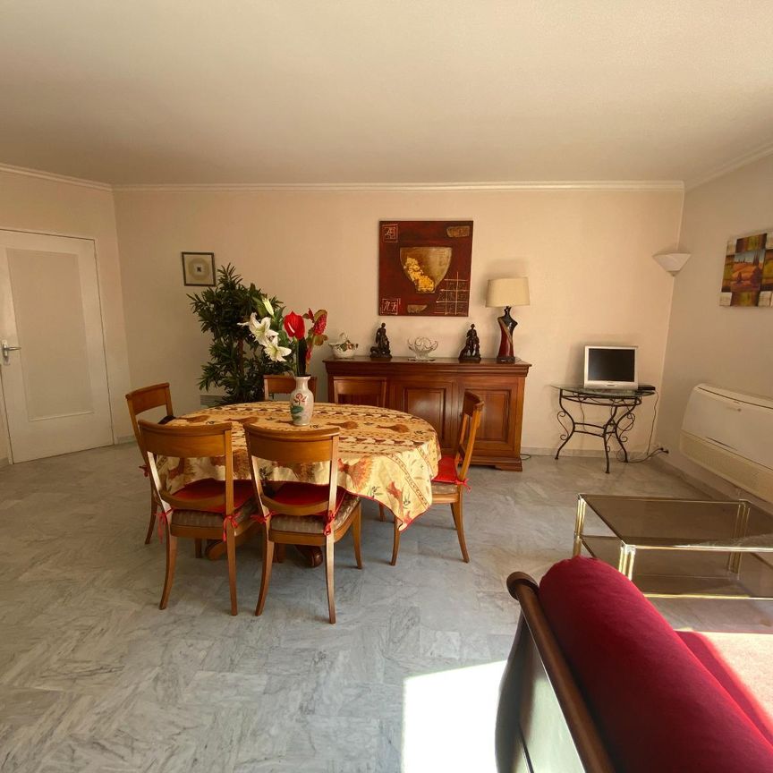 Location Appartement 2 pièces 45m² ST AYGULF 83370 - Photo 1