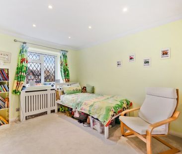 Regency Gardens, WALTON-ON-THAMES, KT12 - Photo 5