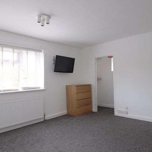 Thoresway Road, Manchester, M13 - Photo 1