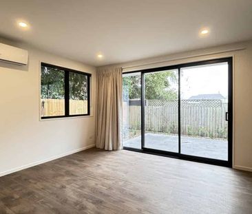 Charming 2-Bedroom Home at 7/41 Horseshoe Lake Rd - Photo 2