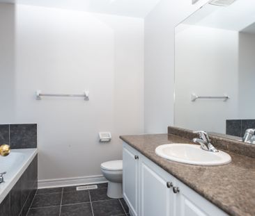 For Lease - 69 Maria Road, Markham, Ontario - Photo 5