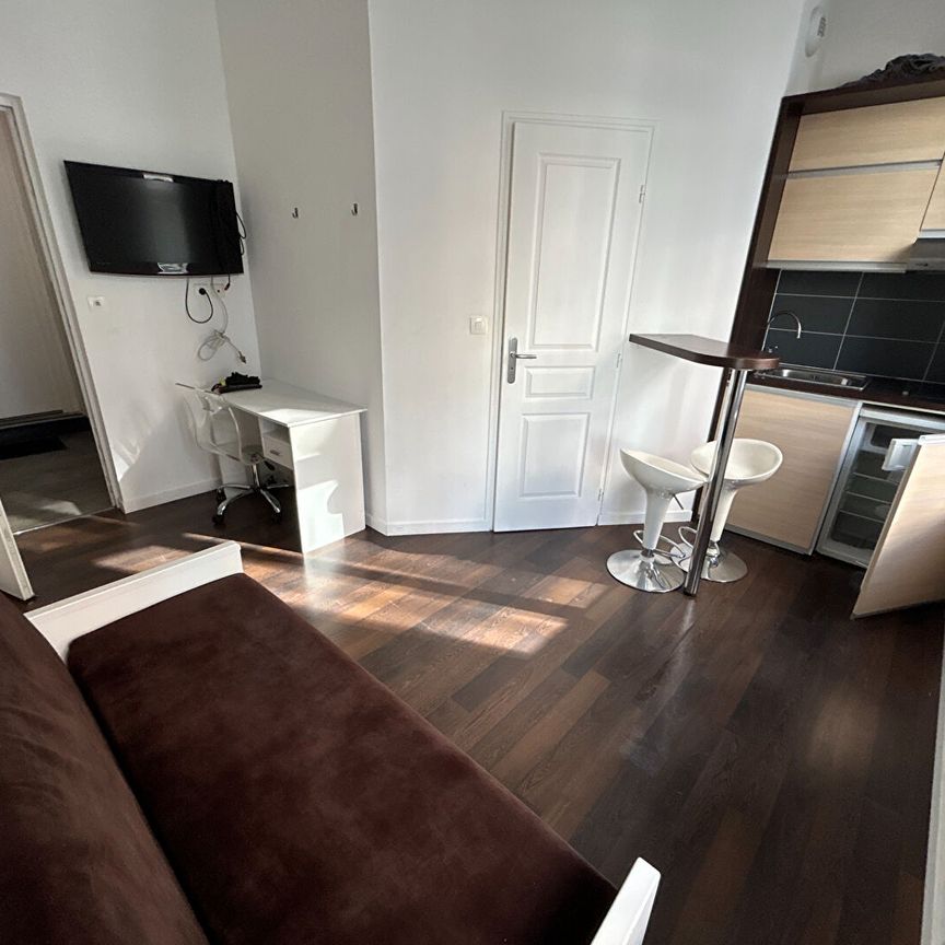 Location Appartement 1 pièce 16m² LILLE 59000 - Photo 1