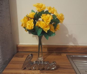 2 bedroom semi-detached house to rent - Photo 3