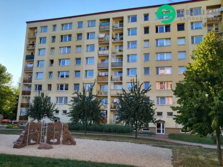 PRONÁJEM BYTU 2+1 V CENTRÁLNÍ LOKALITĚ NOVÉHO JIČÍNA - Фото 2