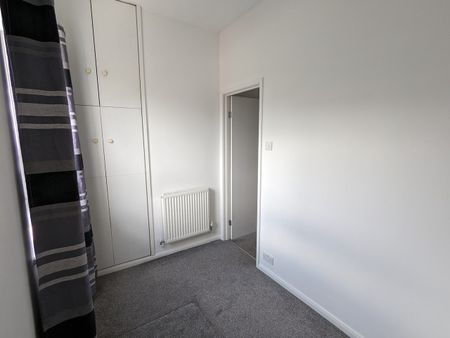 2 Bed Terraced House, Nansen Street, M6 - Photo 5