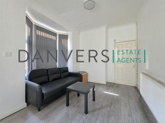 5 bedroom terraced house to rent - Photo 1