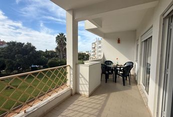 Excelente Apartamento T2 localizado em zona privilegiada de Albufeira.