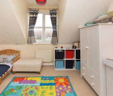 Spruce Close, New Earswick, YORK, YO32 4TU - Photo 5