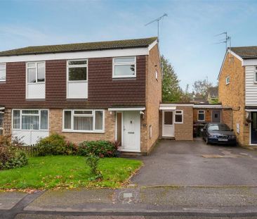 4 bedroom semi-detached house to rent - Photo 4