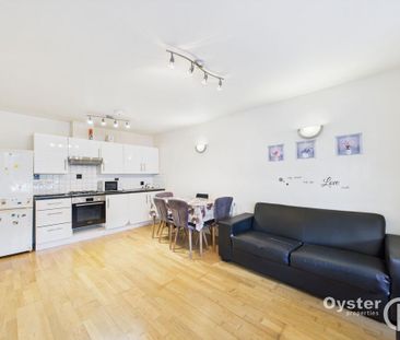 2 bedroom flat to rent - Photo 2